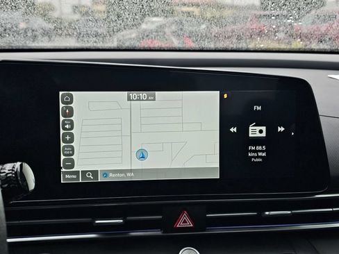 Used 2024 Hyundai Elantra SEL FWD image 22