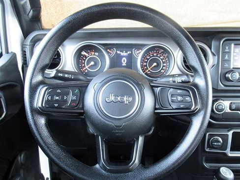 Used 2018 Jeep Wrangler Unlimited Sport image 18