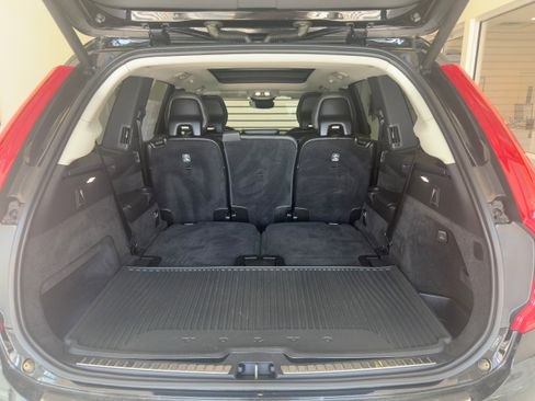 Certified 2023 Volvo XC90 B5 Core w/ Protection Package Premier image 9