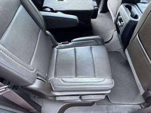 Used 2023 GMC Yukon Denali image 14