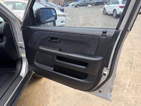 Used 2006 Honda CR-V LX image 16