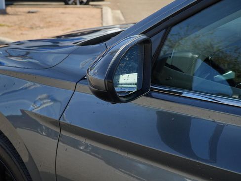 Used 2023 Volkswagen Jetta SE image 11