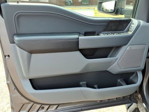 Used 2022 Ford F150 XLT w/ Equipment Group 302A High AWD/4WD image 14