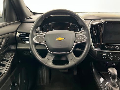 Used 2023 Chevrolet Traverse Premier AWD/4WD image 12