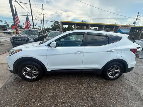 Used 2017 Hyundai Santa Fe Sport FWD image 3