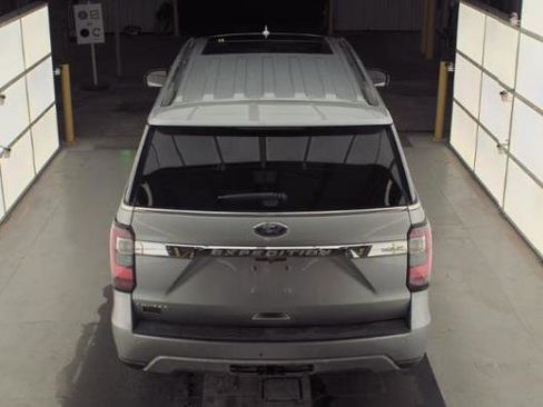 Used 2020 Ford Expedition Max Limited image 3