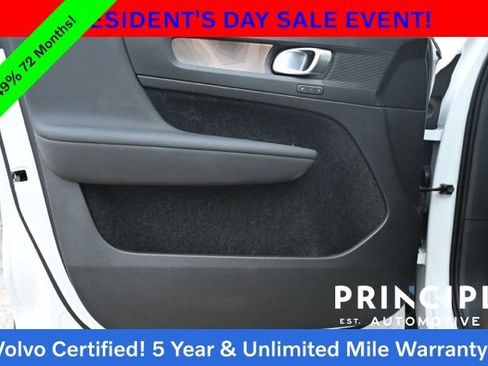 Certified 2023 Volvo C40 Recharge Core w/ Climate Package image 27