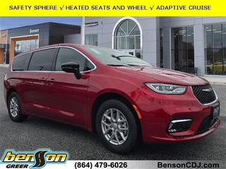 New 2026 Chrysler Pacifica Select video 1