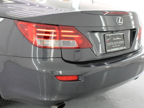 Used 2011 Lexus IS 250C image 24