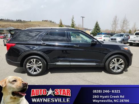 Used 2020 Ford Explorer Platinum w/ Premium Technology Package AWD/4WD image 8