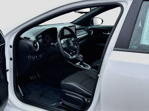 Used 2023 Kia Forte GT-Line FWD image 11