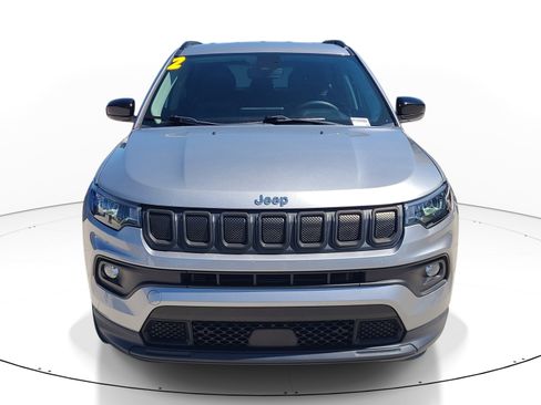 Used 2022 Jeep Compass Latitude AWD/4WD image 2