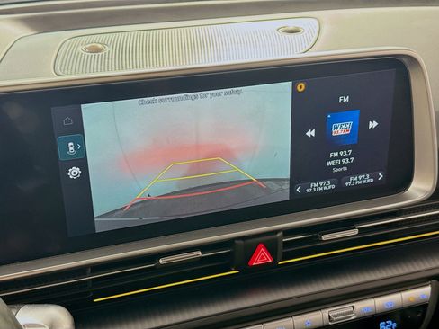 Used 2023 Hyundai Ioniq 6 SEL AWD/4WD image 3