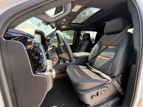 New 2026 GMC Sierra 1500 AT4 w/ Technology Package AWD/4WD image 5