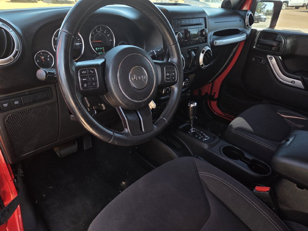 Used 2013 Jeep Wrangler Rubicon w/ PWR Convenience Group AWD/4WD image 14