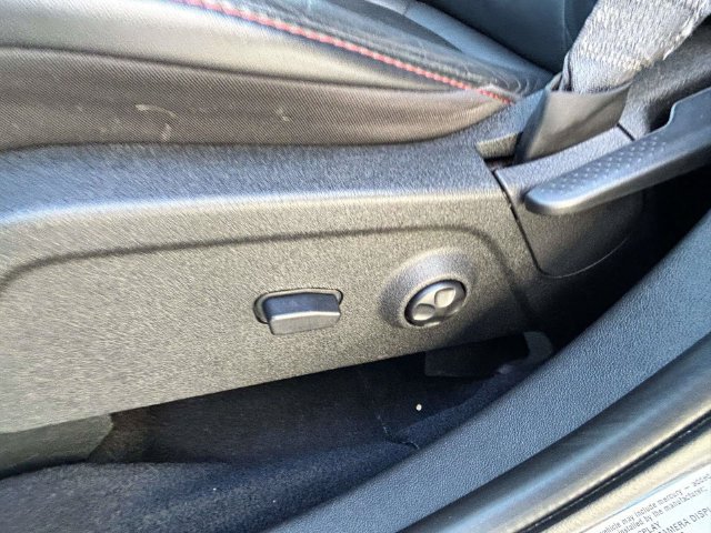 Used 2015 Dodge Journey R/T w/ Flexible Seating Group FWD image 21