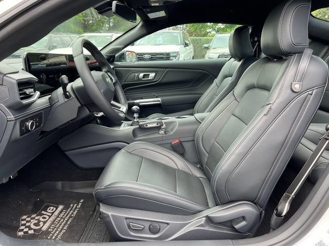 New 2025 Ford Mustang GT Premium w/ GT Performance Package RWD image 4