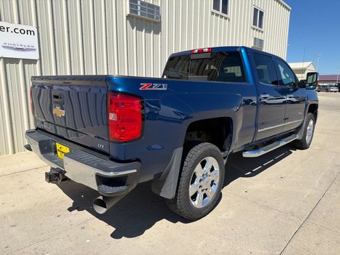 Used 2017 Chevrolet Silverado 2500 LTZ w/ Duramax Plus Package AWD/4WD image 7