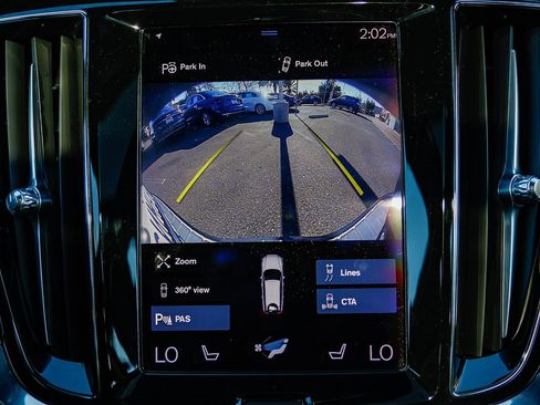 Used 2021 Volvo V60 T6 R-Design w/ Advanced Package image 27