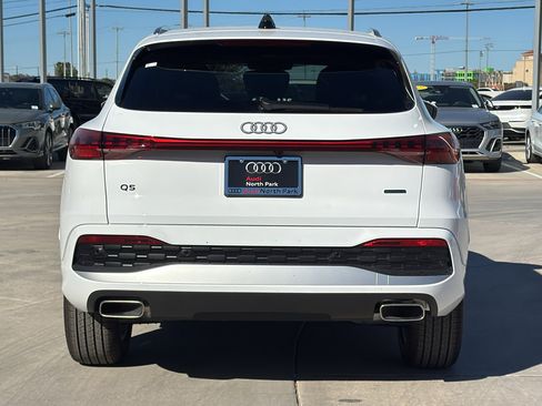 Used 2025 Audi Q5 Premium w/ Convenience Package AWD/4WD image 6
