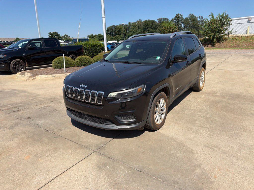 Used 2021 Jeep Cherokee Latitude FWD image 5