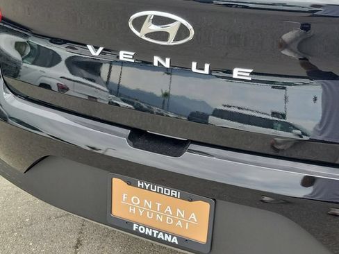 New 2026 Hyundai Venue SE FWD image 26