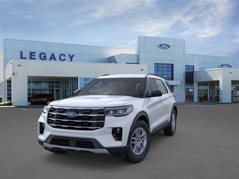 New 2026 Ford Explorer Active w/ Active Comfort Package RWD image 2