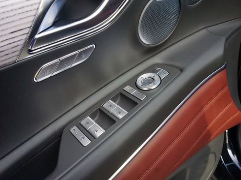 New 2026 Genesis GV80 3.5T Prestige image 14