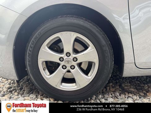 Used 2017 Toyota Sienna LE image 9