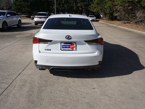 Used 2017 Lexus IS 200t image 21