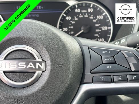 Certified 2025 Nissan Altima 2.5 SV FWD image 20