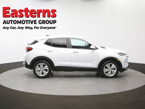 Used 2024 Buick Encore GX Preferred FWD image 39