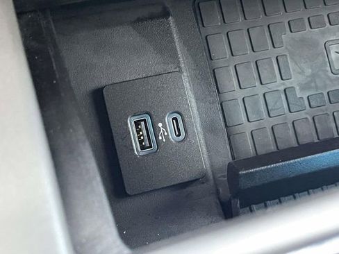 Used 2022 Ford F250 Lariat w/ Lariat Ultimate Package image 27