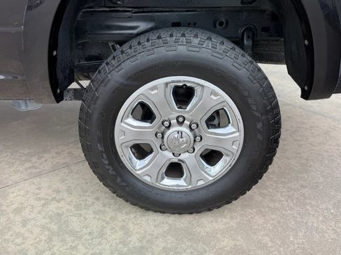 Used 2016 RAM 2500 Laramie AWD/4WD image 14