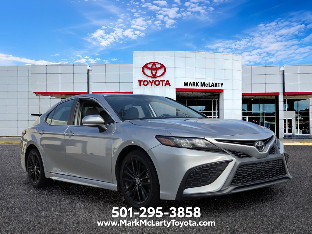 Used 2022 Toyota Camry SE FWD image 7