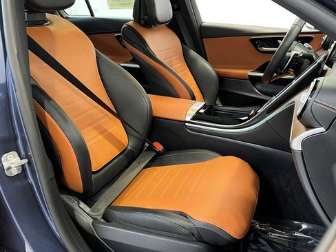 Used 2025 Mercedes-Benz C 43 AMG 4MATIC Sedan image 15