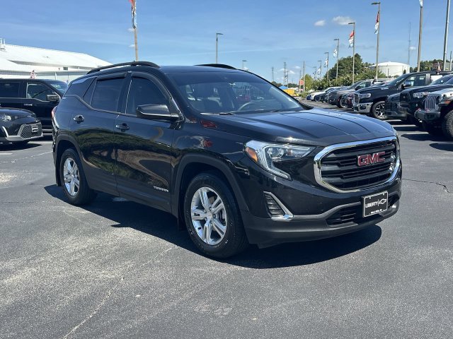 Certified 2020 GMC Terrain SLE w/ Driver Convenience Package FWD image 2