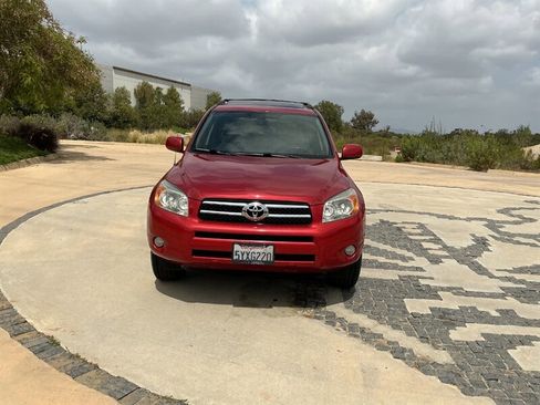 Used 2007 Toyota RAV4 Limited FWD image 3