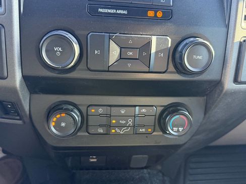 Used 2022 Ford F250 XL w/ Power Equipment Group AWD/4WD image 12