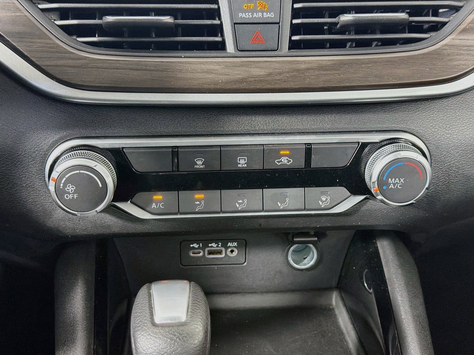 Used 2024 Nissan Altima 2.5 SV FWD image 23