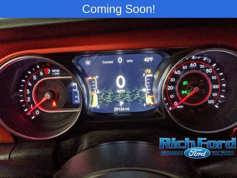 Used 2021 Jeep Gladiator Rubicon w/ Cold Weather Group image 18
