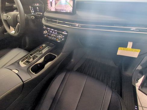 New 2026 INFINITI QX60 Sport AWD/4WD image 25