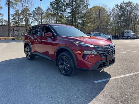 New 2026 Nissan Rogue SV FWD image 4