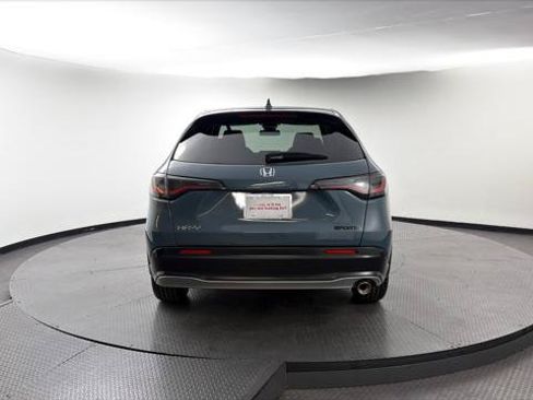 Used 2023 Honda HR-V Sport image 7