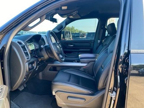 Used 2025 RAM 1500 Tradesman w/ Night Edition AWD/4WD image 33