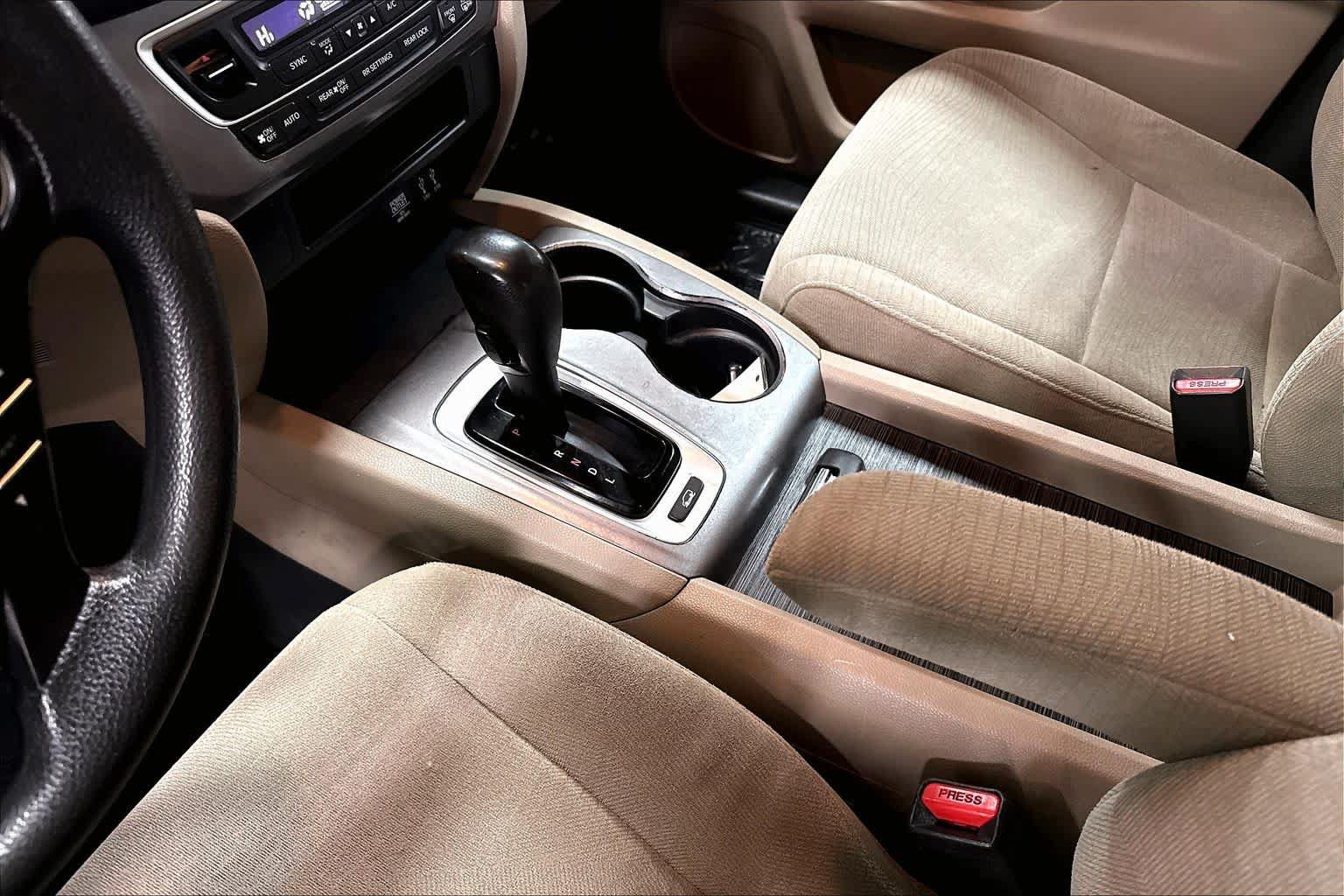 Used 2016 Honda Pilot EX image 16