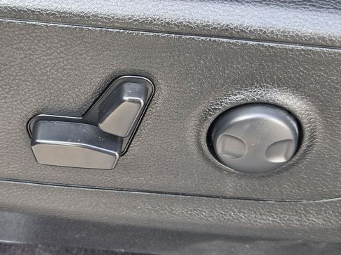 Used 2025 RAM 1500 Big Horn AWD/4WD image 27
