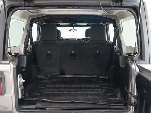 Used 2020 Jeep Wrangler Unlimited Sport S image 32