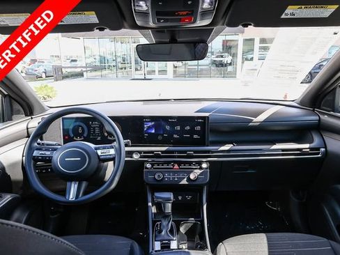 Certified 2025 Hyundai Santa Cruz SE FWD image 14