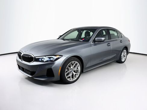 Used 2025 BMW 330i Sedan RWD image 4